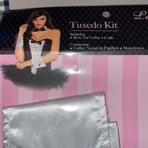 Halloween - 2 Piece Tuxedo Kit Includes Bow Tie Collar and Cuffs - Picture 6 of 6
